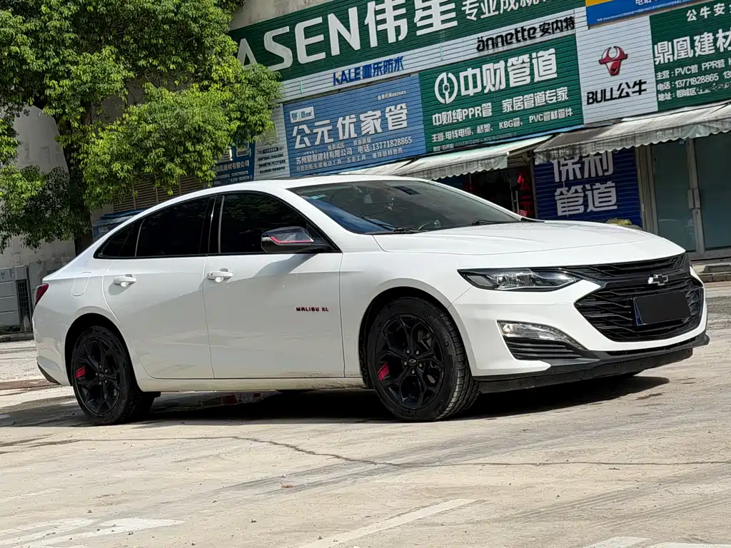 Chevrolet Malibu XL — миниатюра 3