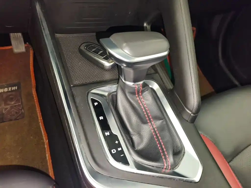 Geely Vision X3 — миниатюра 14