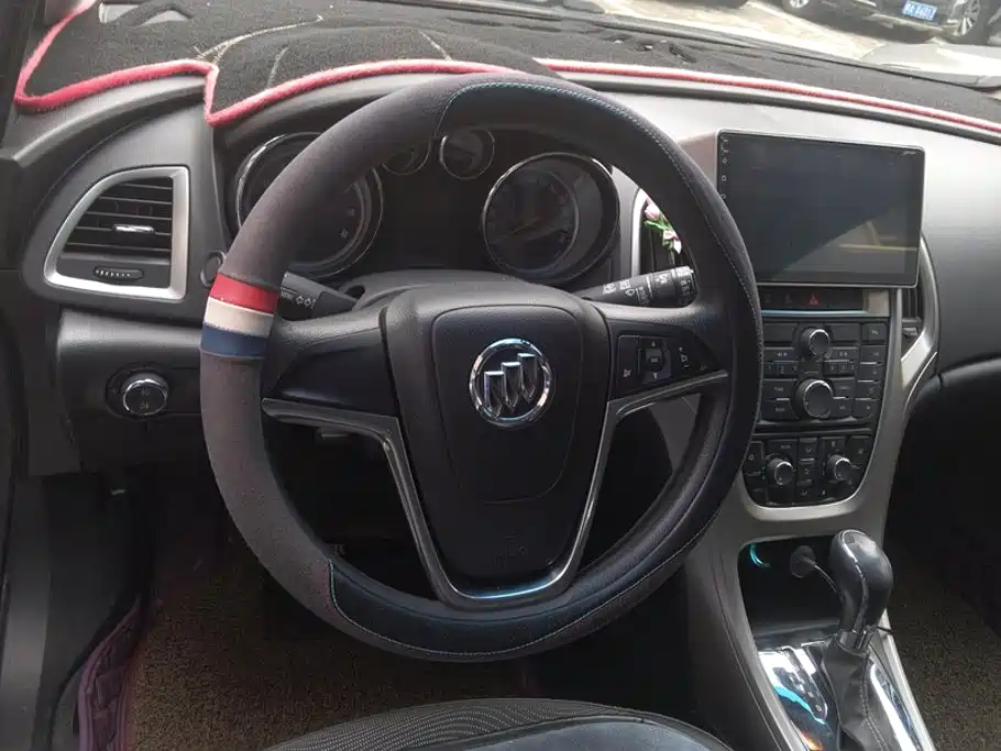 Buick Excelle — миниатюра 15