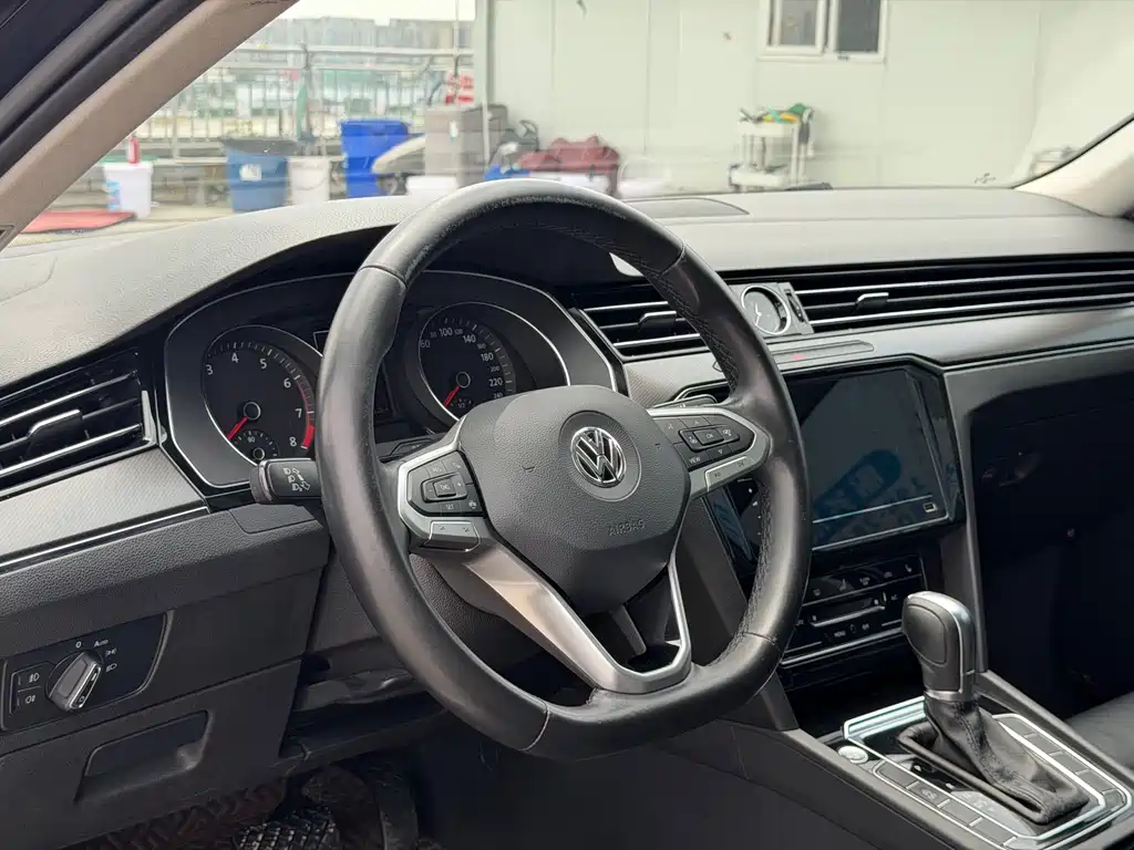 Volkswagen Magotan 2020 330TSI DSG Lead