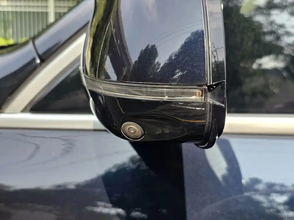 BMW X5 (Import) — миниатюра 12