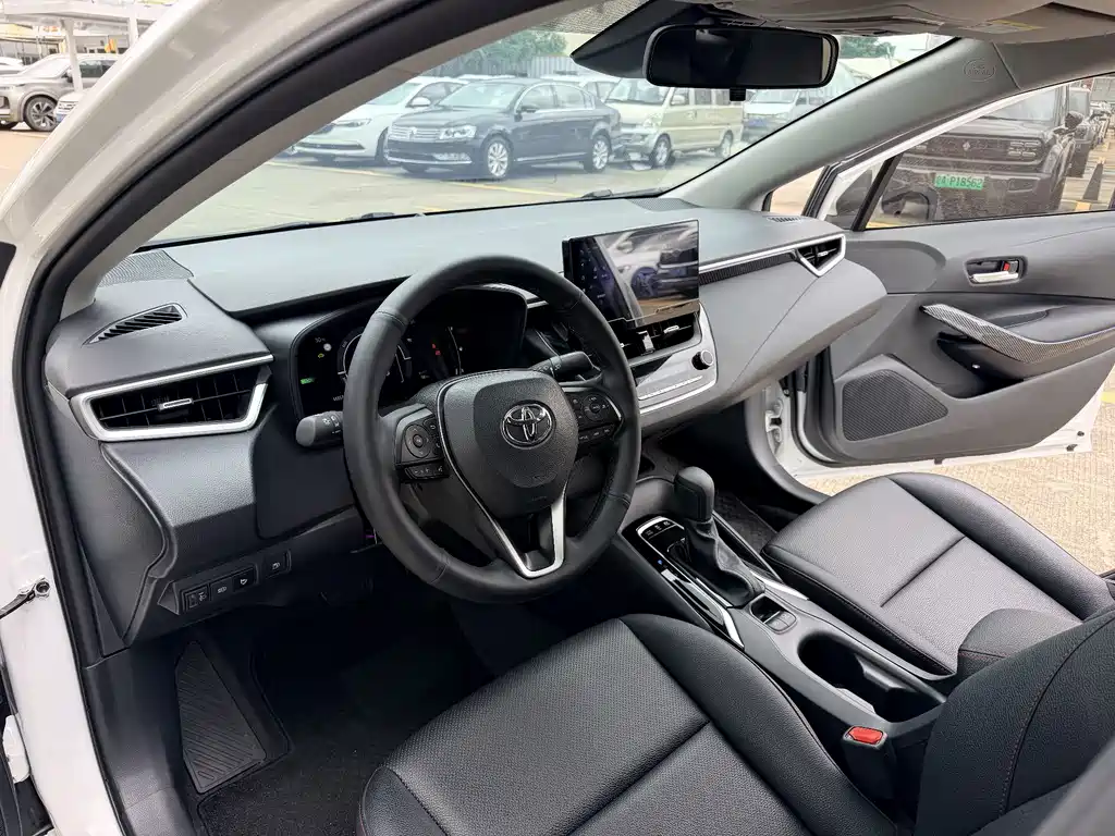 Toyota Corolla — миниатюра 6