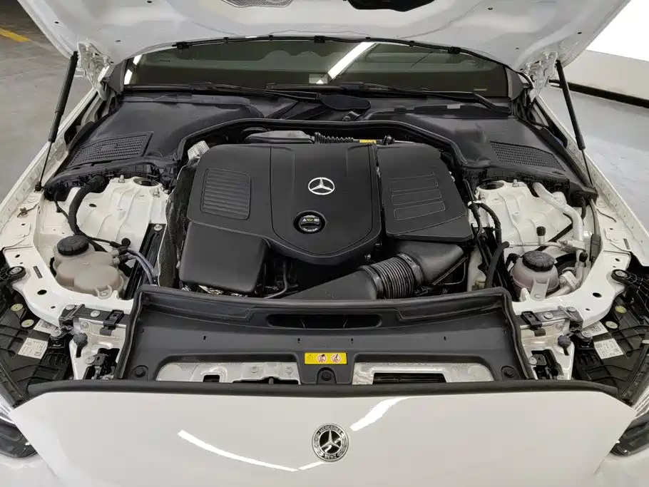 Mercedes-Benz C-Class — миниатюра 10