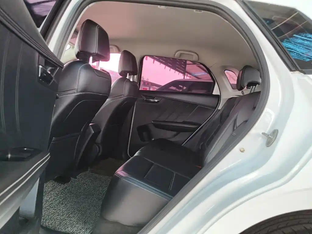 BYD e2 — миниатюра 17