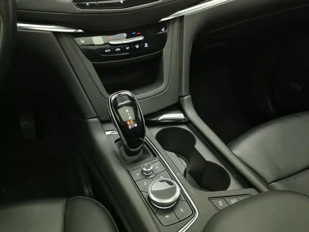 Cadillac XT5 — миниатюра 13