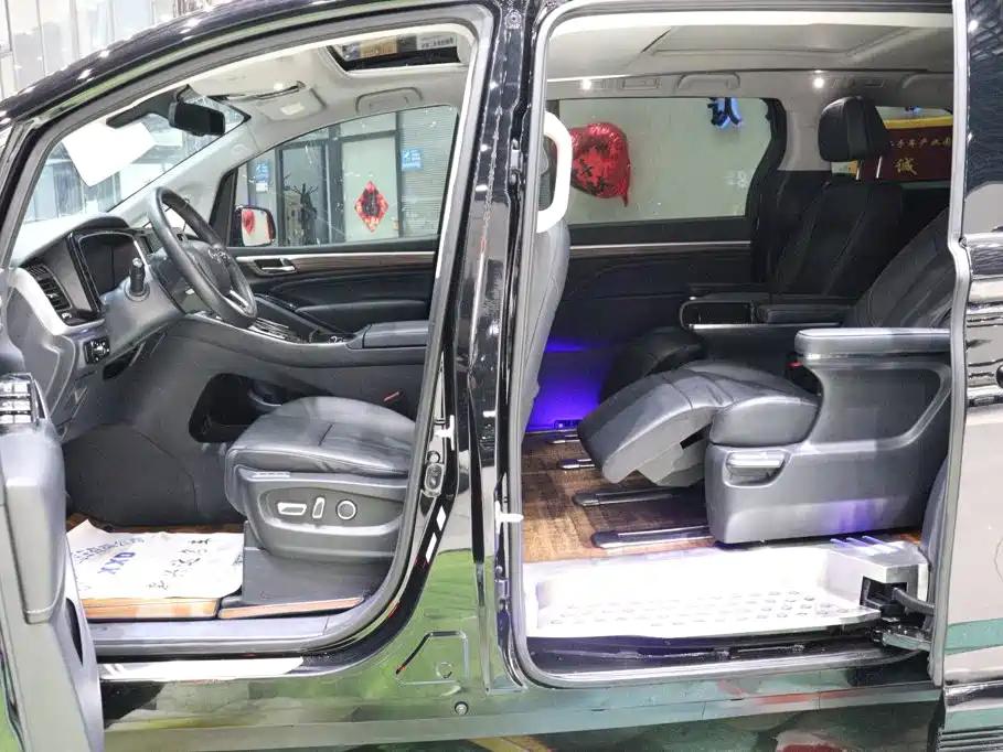 GAC Motor Trumpchi M8 — миниатюра 7