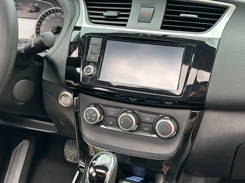Nissan Sylphy — миниатюра 12