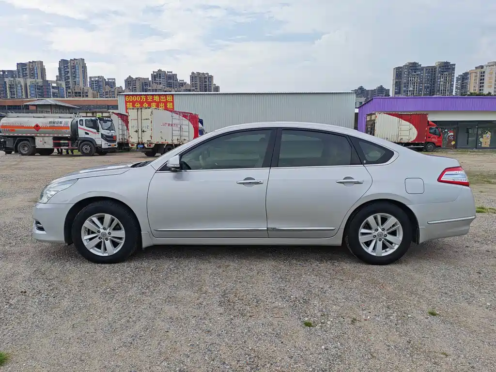 Nissan Teana — миниатюра 4