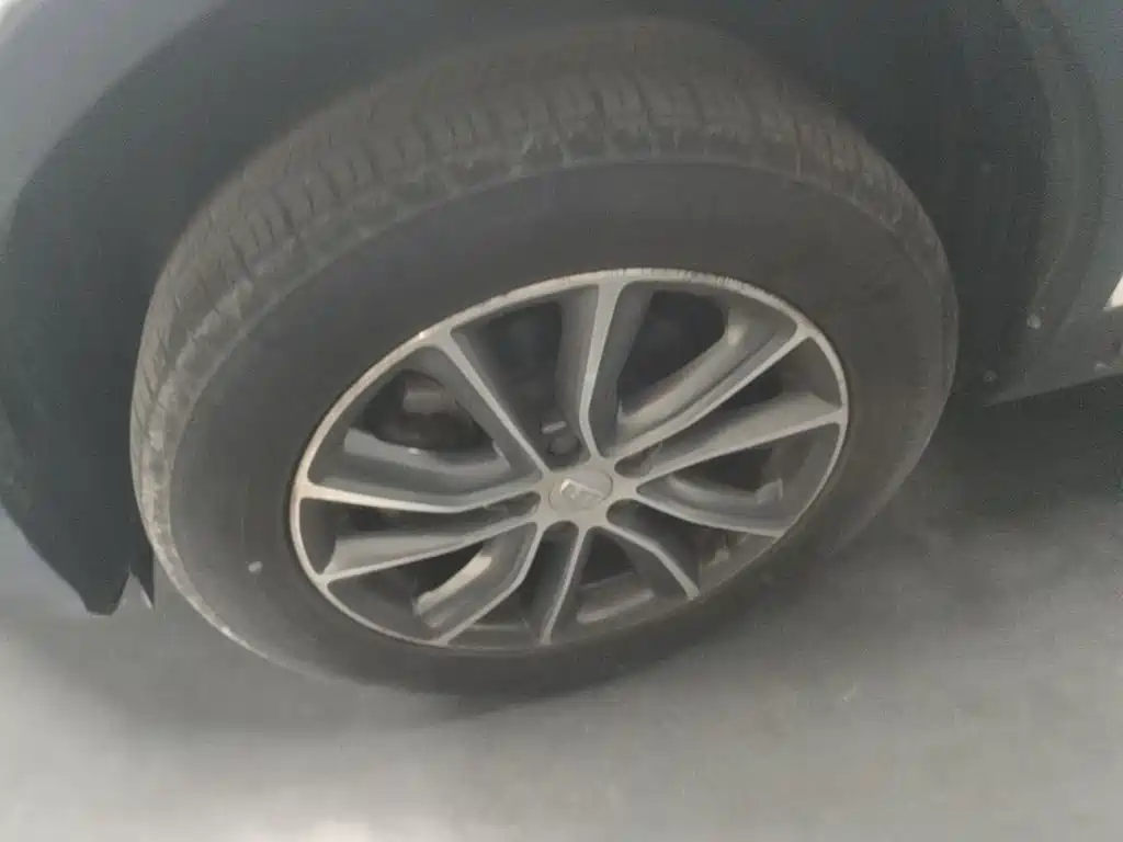 Geely Boyue — миниатюра 23