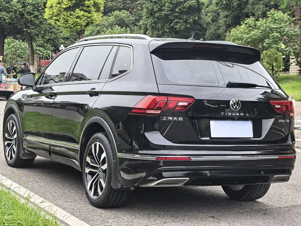 Volkswagen Tiguan L — миниатюра 7