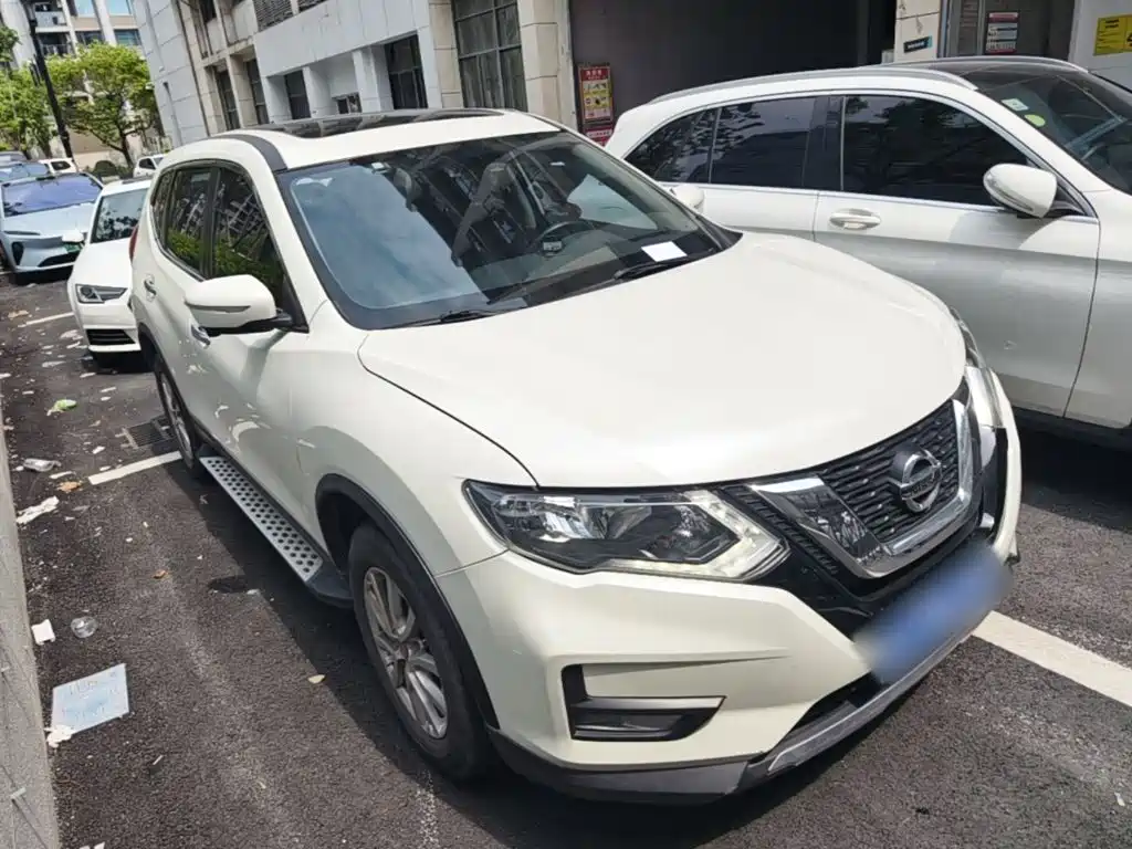 Nissan X-Trail — миниатюра 4