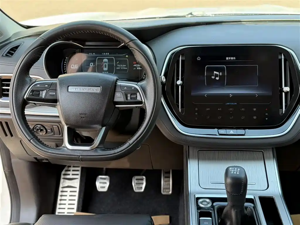 捷途X70 2020款 1.5T 手动悦行版 5座