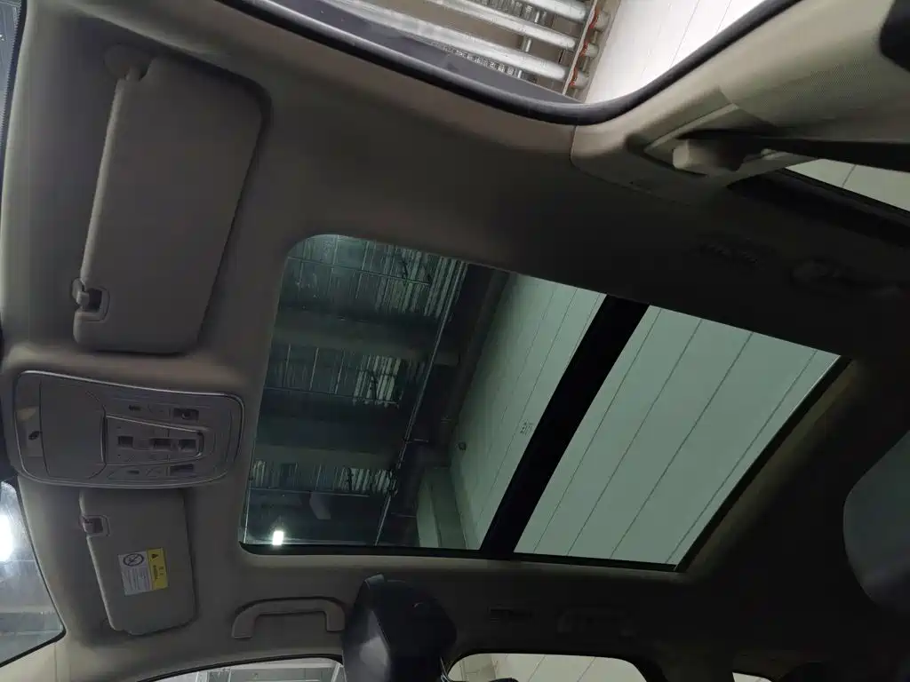 BYD Tang New Energy — миниатюра 14
