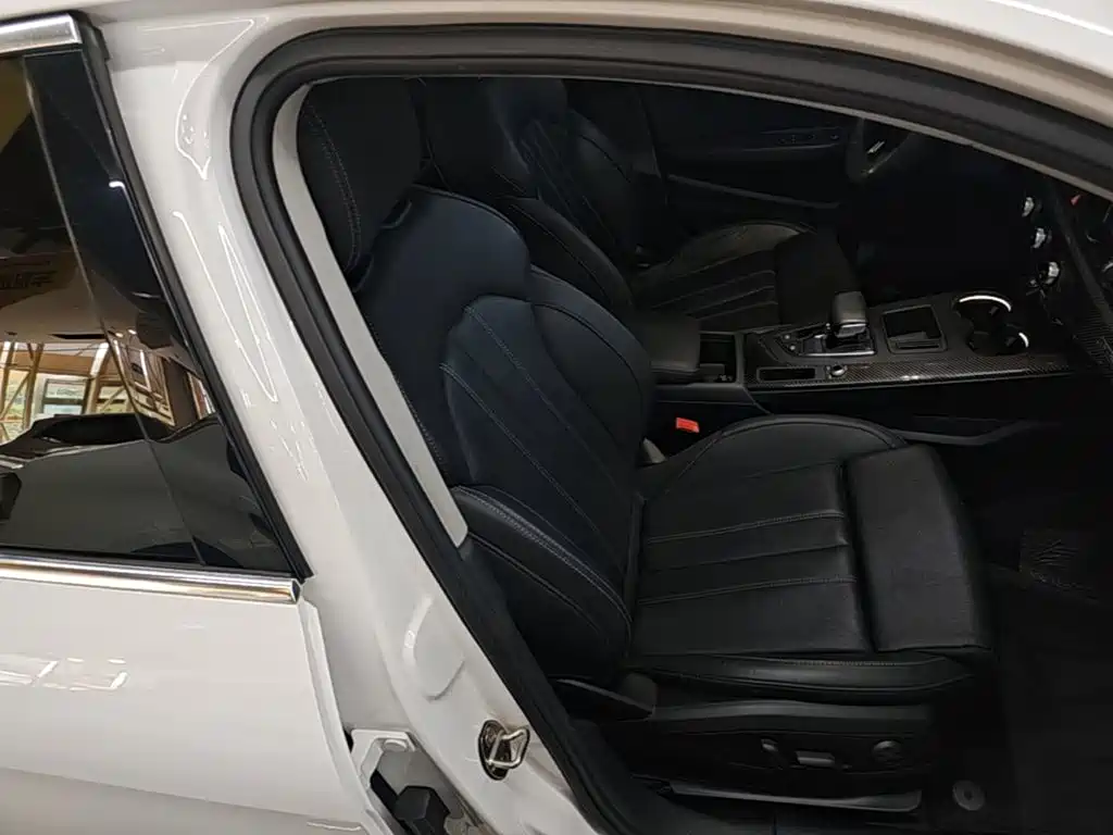 Audi A4L — миниатюра 25