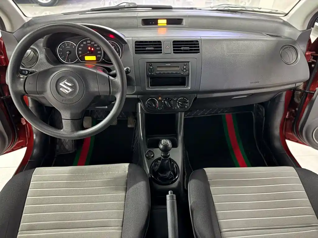 Suzuki Swift — миниатюра 5