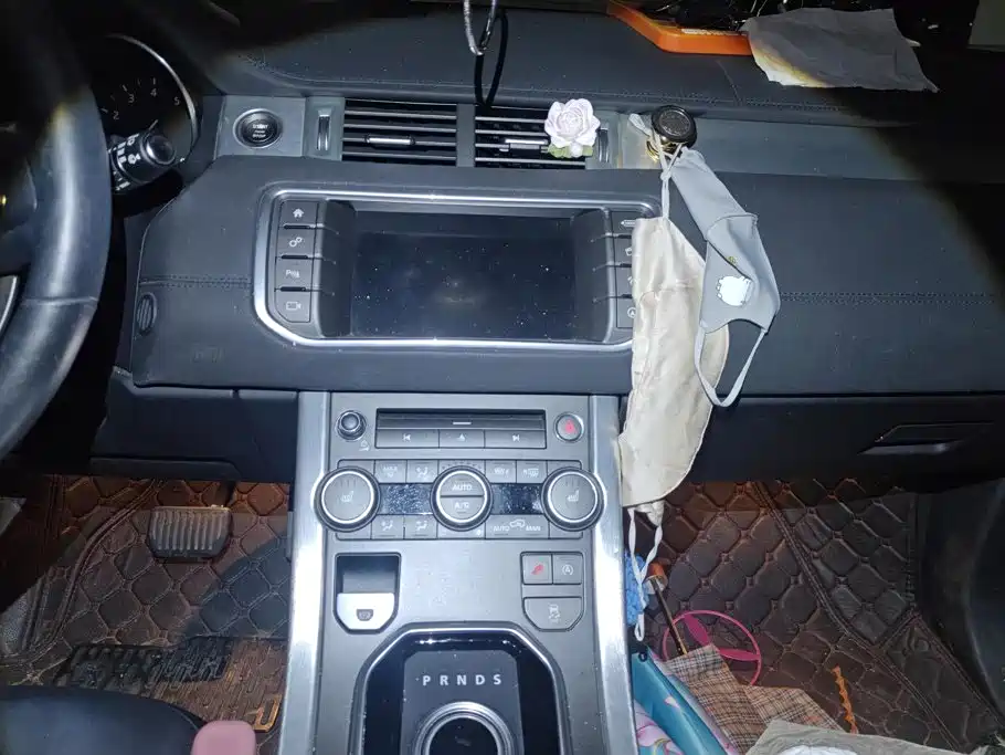 Land Rover Evoque — миниатюра 13