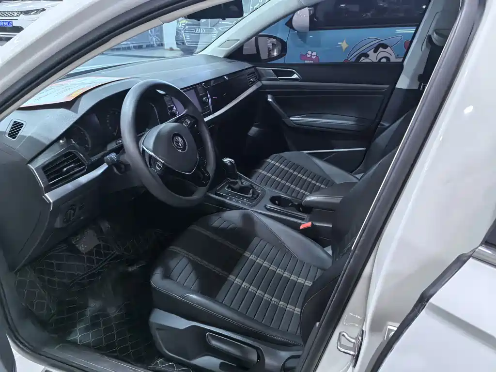 Volkswagen Lavida — миниатюра 6