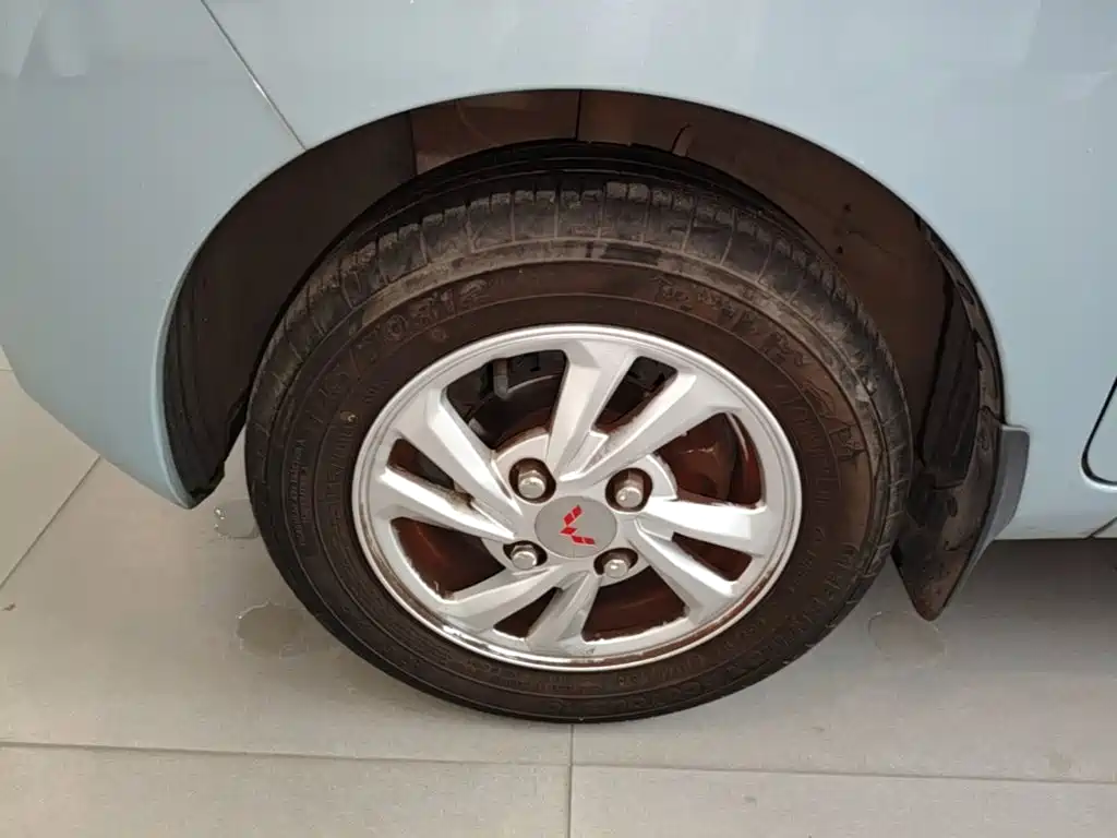 Wuling MINIEV — миниатюра 23