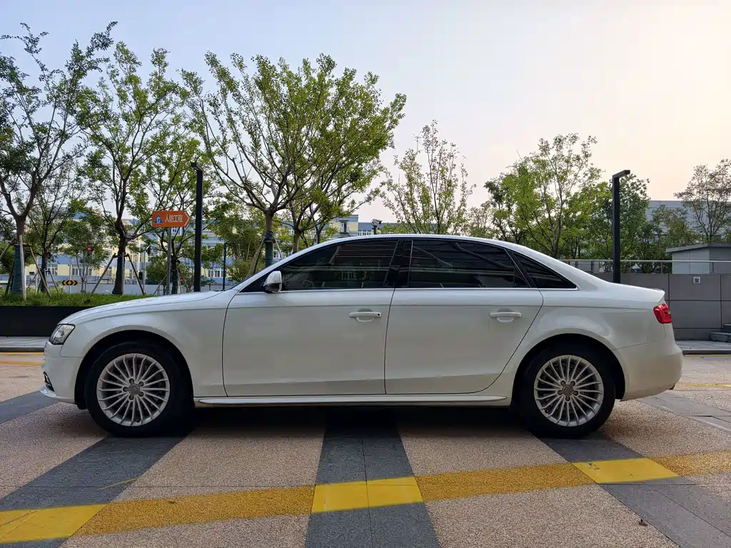 Audi A4L — миниатюра 26