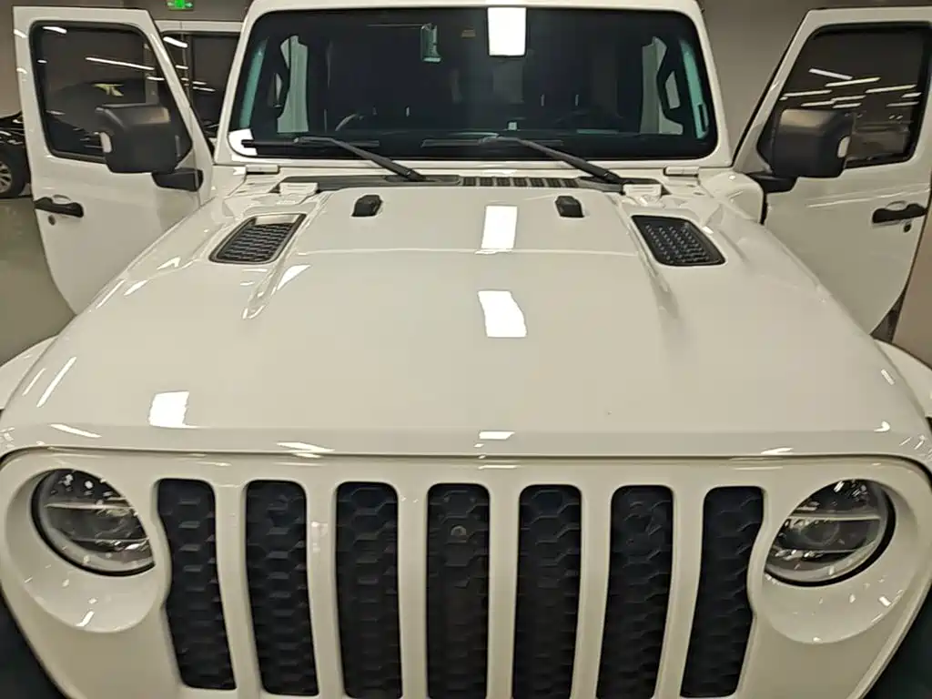 Jeep Wrangler PHEV — миниатюра 20