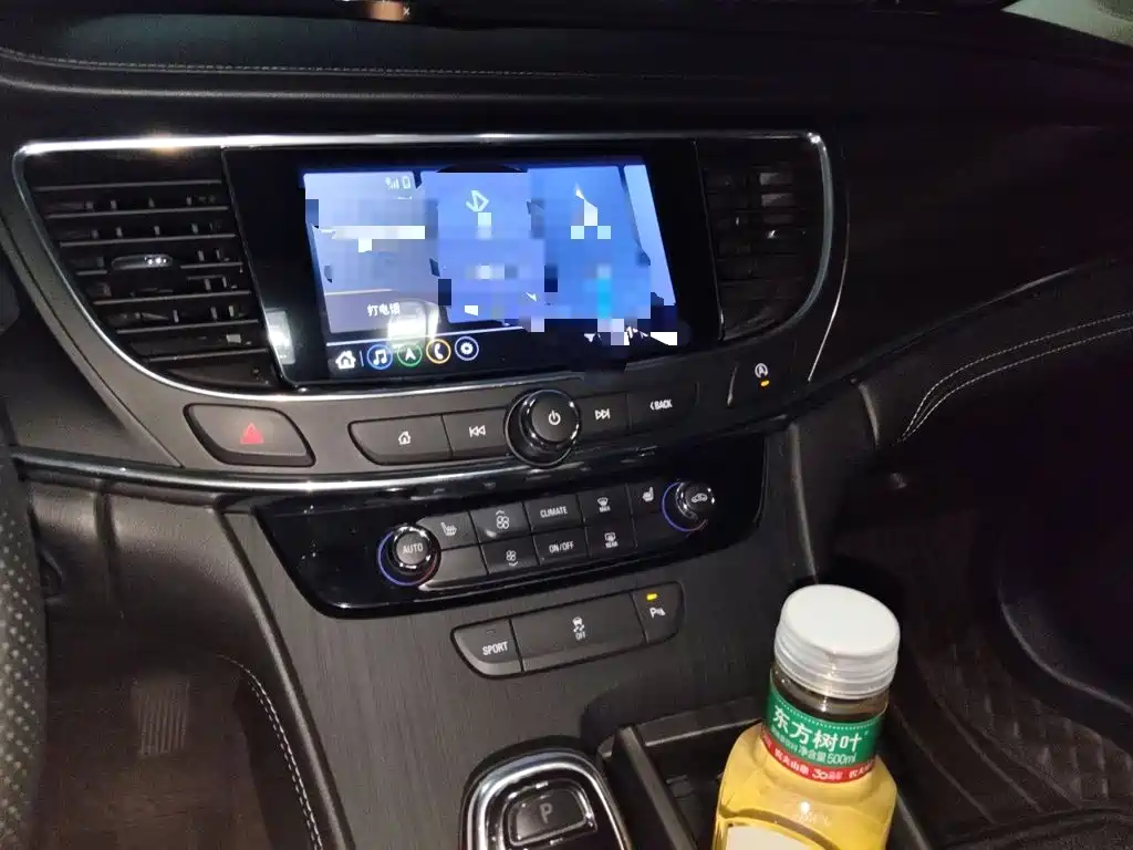 Buick LaCrosse — миниатюра 9