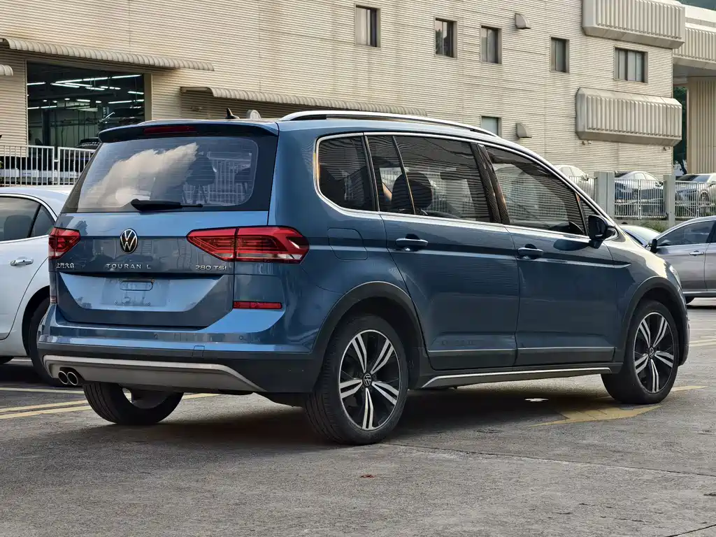 Volkswagen Touran — миниатюра 5