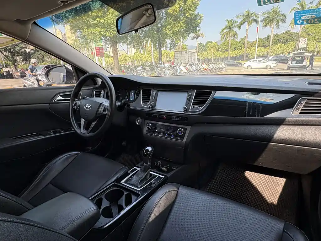 Hyundai Mistra — миниатюра 7