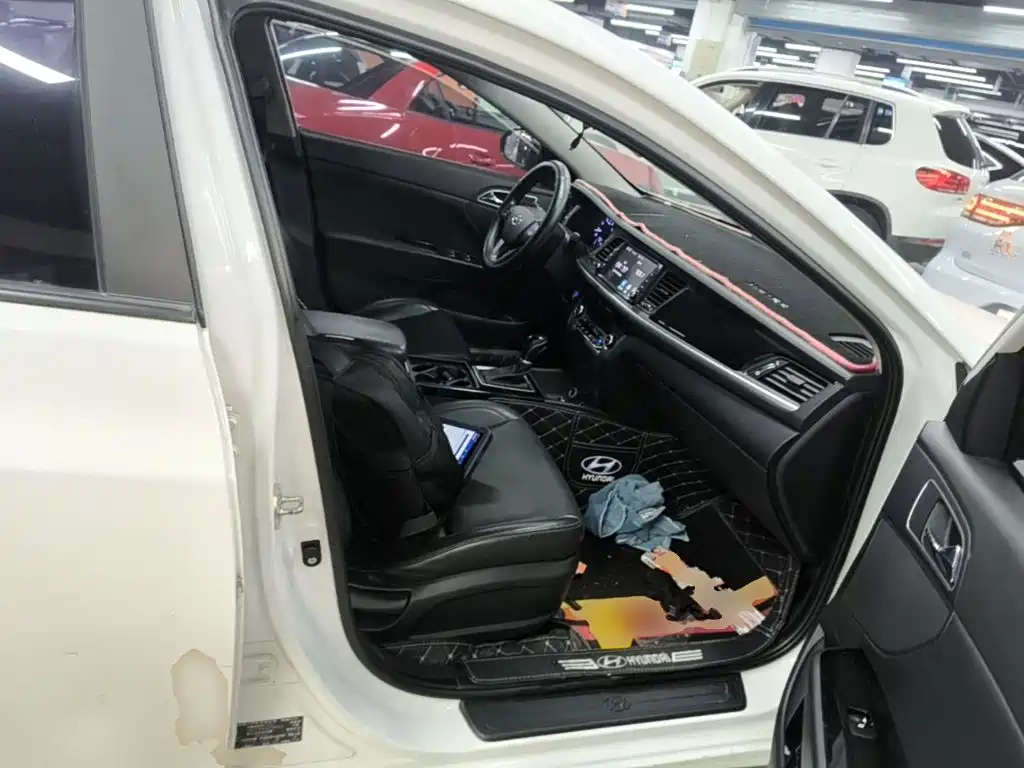 Hyundai Mistra — миниатюра 25