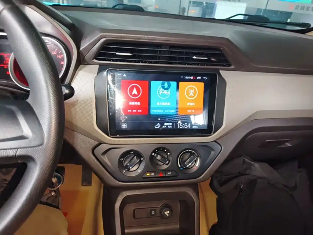 Wuling Hongguang — миниатюра 13