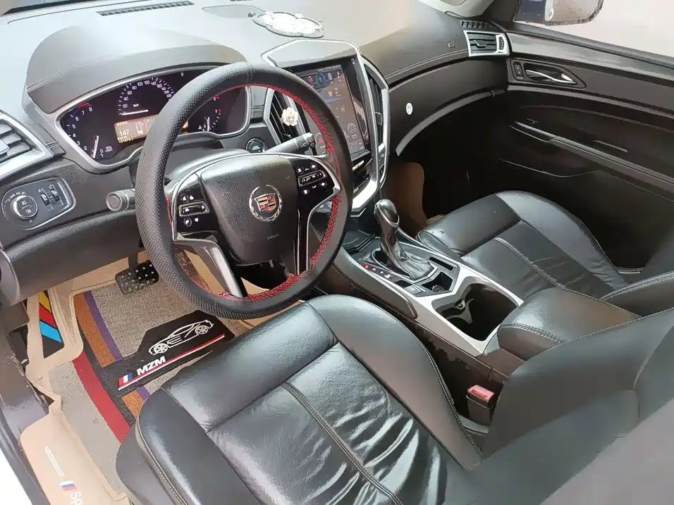 Cadillac SRX — миниатюра 13