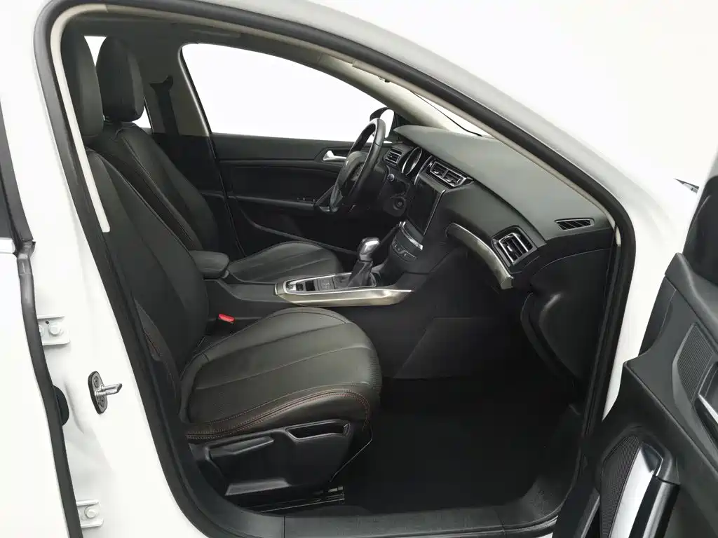Peugeot 408 — миниатюра 23