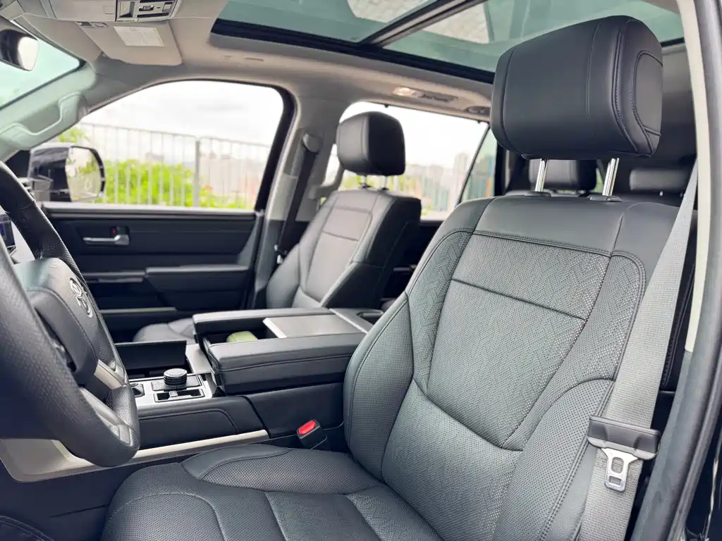 Toyota Sequoia — фотографии объявления, Фото 19