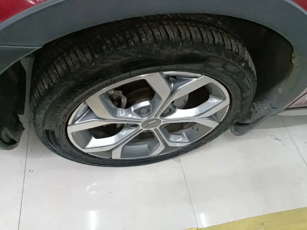 Geely Vision S1 — миниатюра 23
