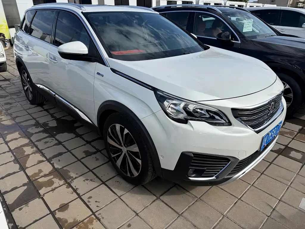 Peugeot 5008 — миниатюра 3