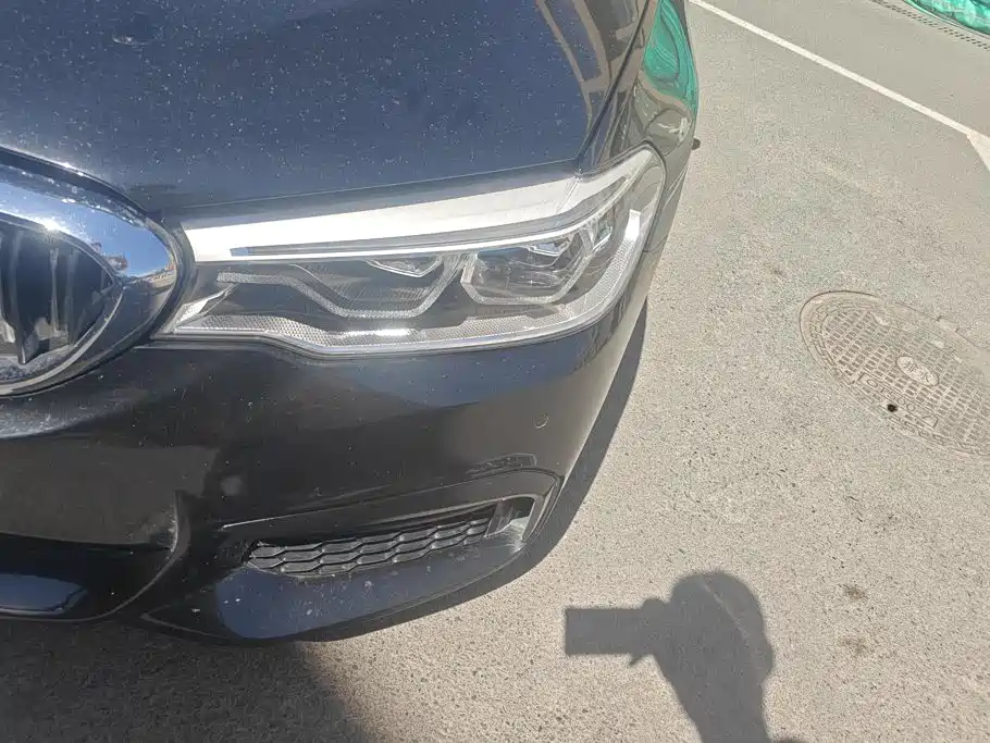 BMW 5 Series — миниатюра 5