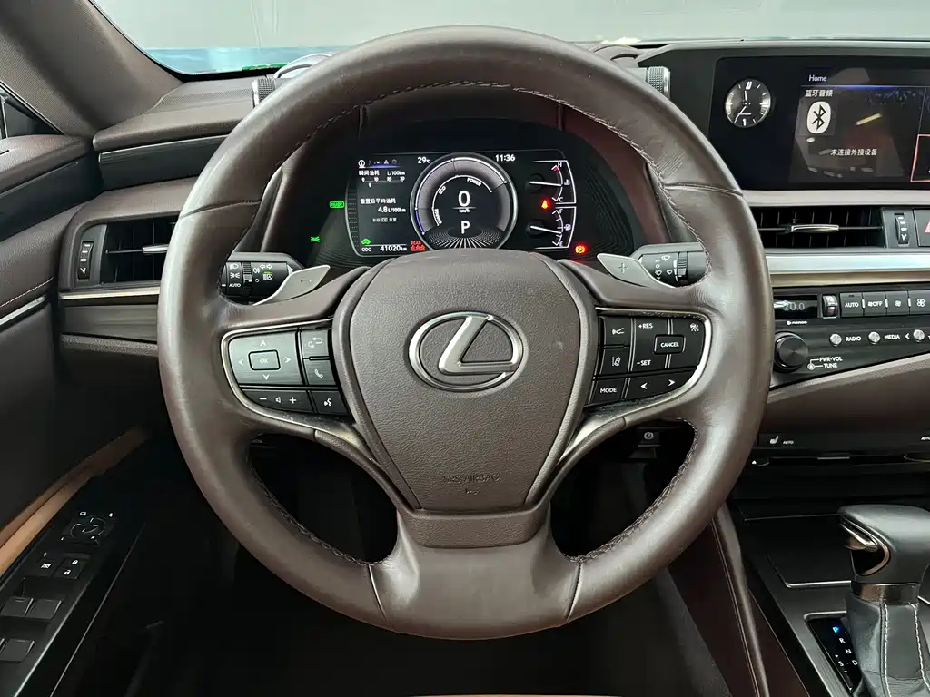 Lexus ES — миниатюра 15