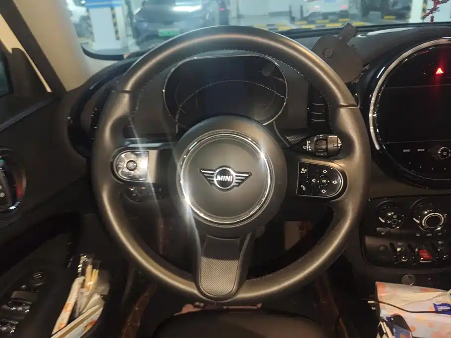 MINI Mini Clubman — миниатюра 15