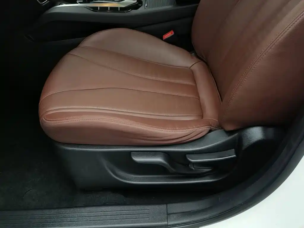 BAIC Senova D50 — миниатюра 20