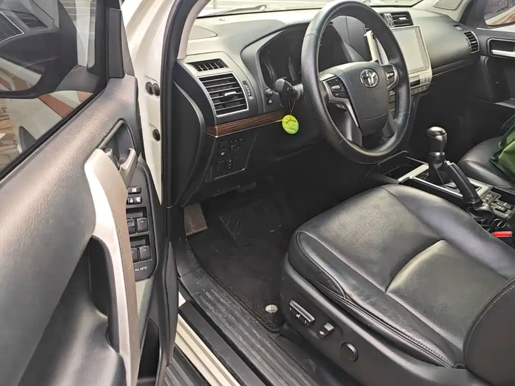 Toyota Prado — миниатюра 16
