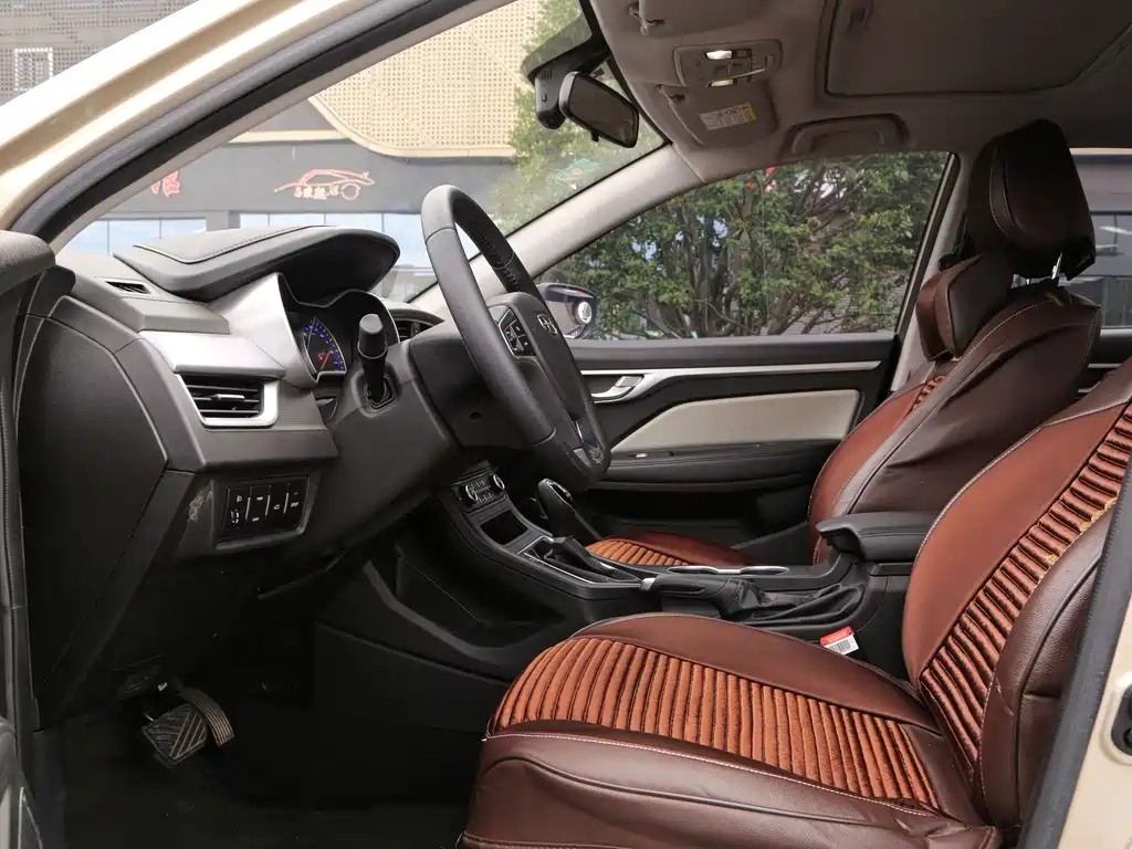 Geely Vision — миниатюра 14