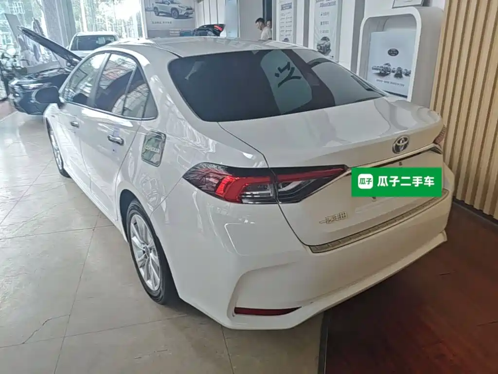 Toyota Corolla — миниатюра 5