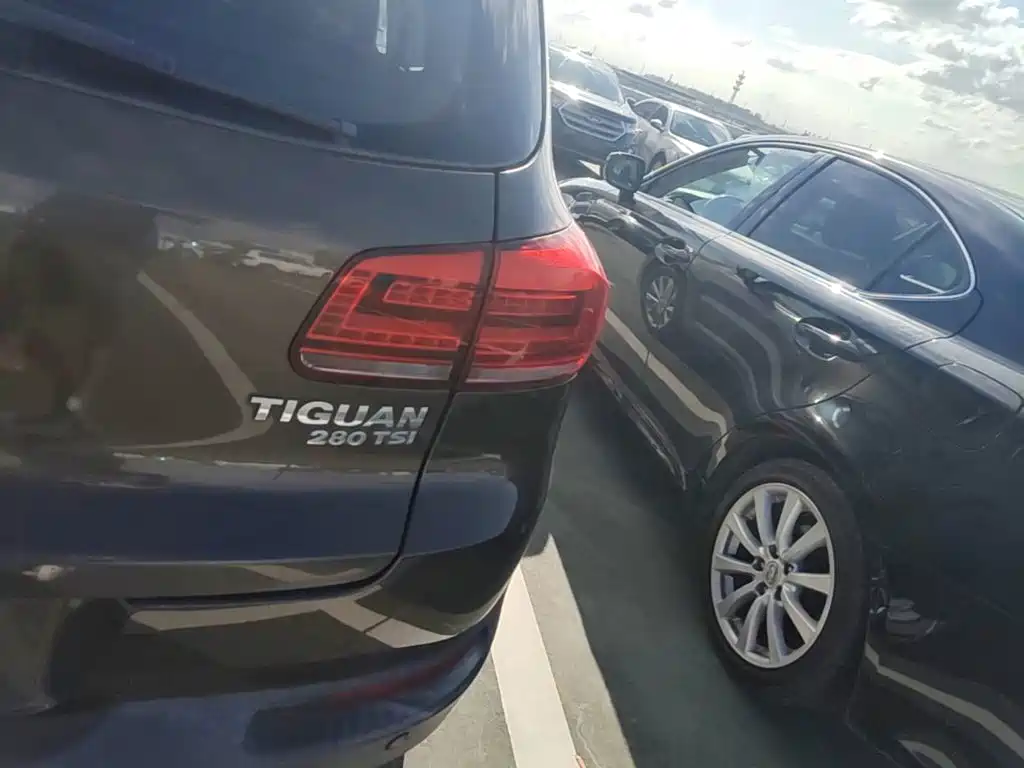 Volkswagen Tiguan — миниатюра 8