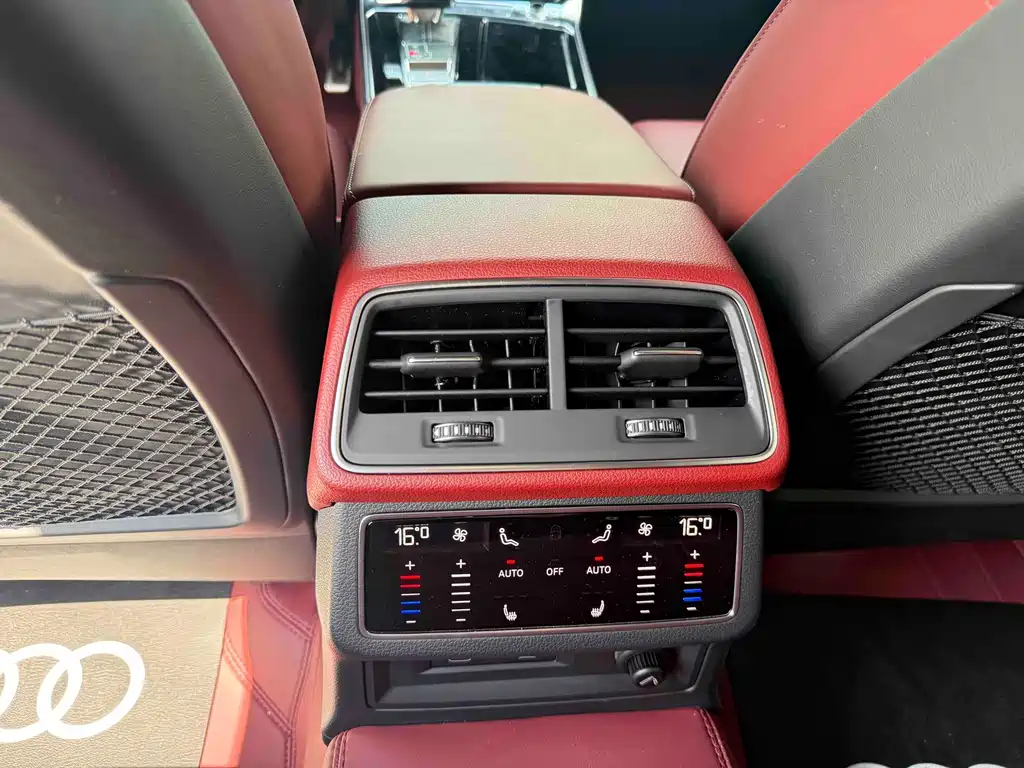 Audi A7L — миниатюра 22