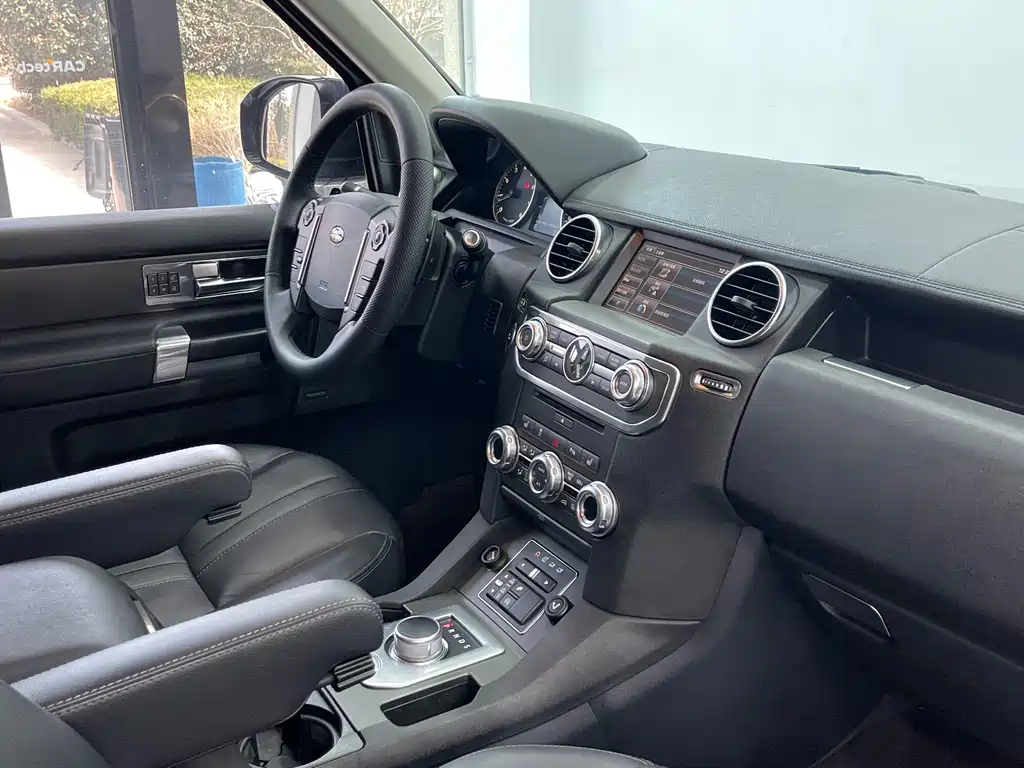 Land Rover Discovery 2016 3.0 SC HSE