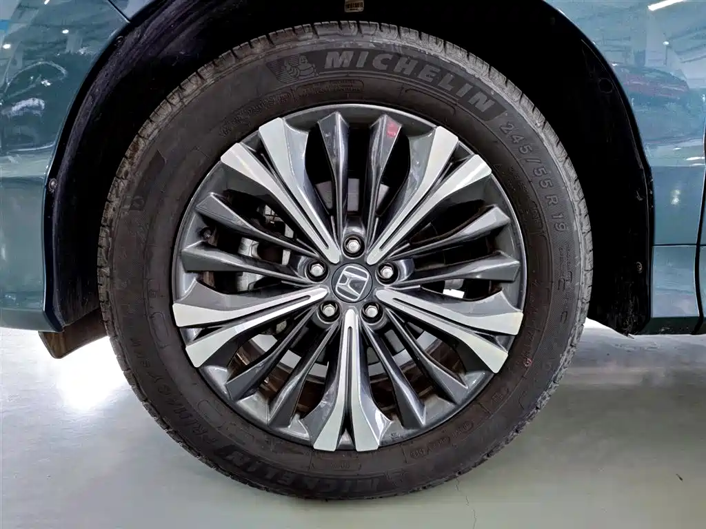 Honda UR-V 2020 370TURBO