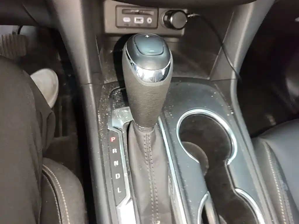Chevrolet Equinox — миниатюра 14