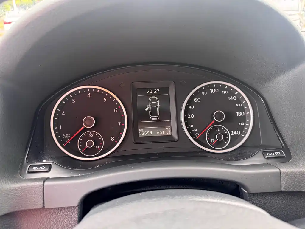 Volkswagen Tiguan — миниатюра 10