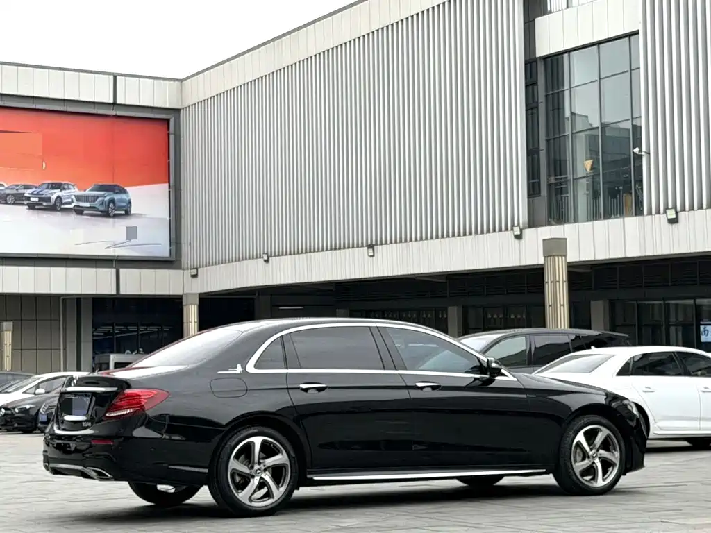 Mercedes-Benz E-Class E 2017 E 300 L Sport Luxury