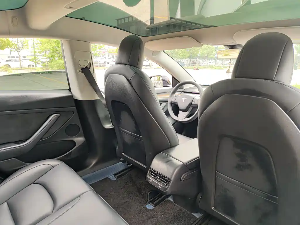 Tesla Model 3 - фото 16