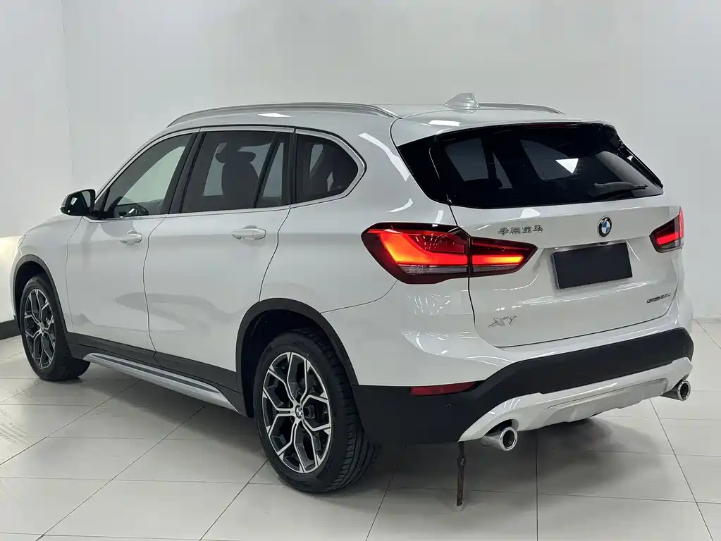 BMW X1 — миниатюра 6